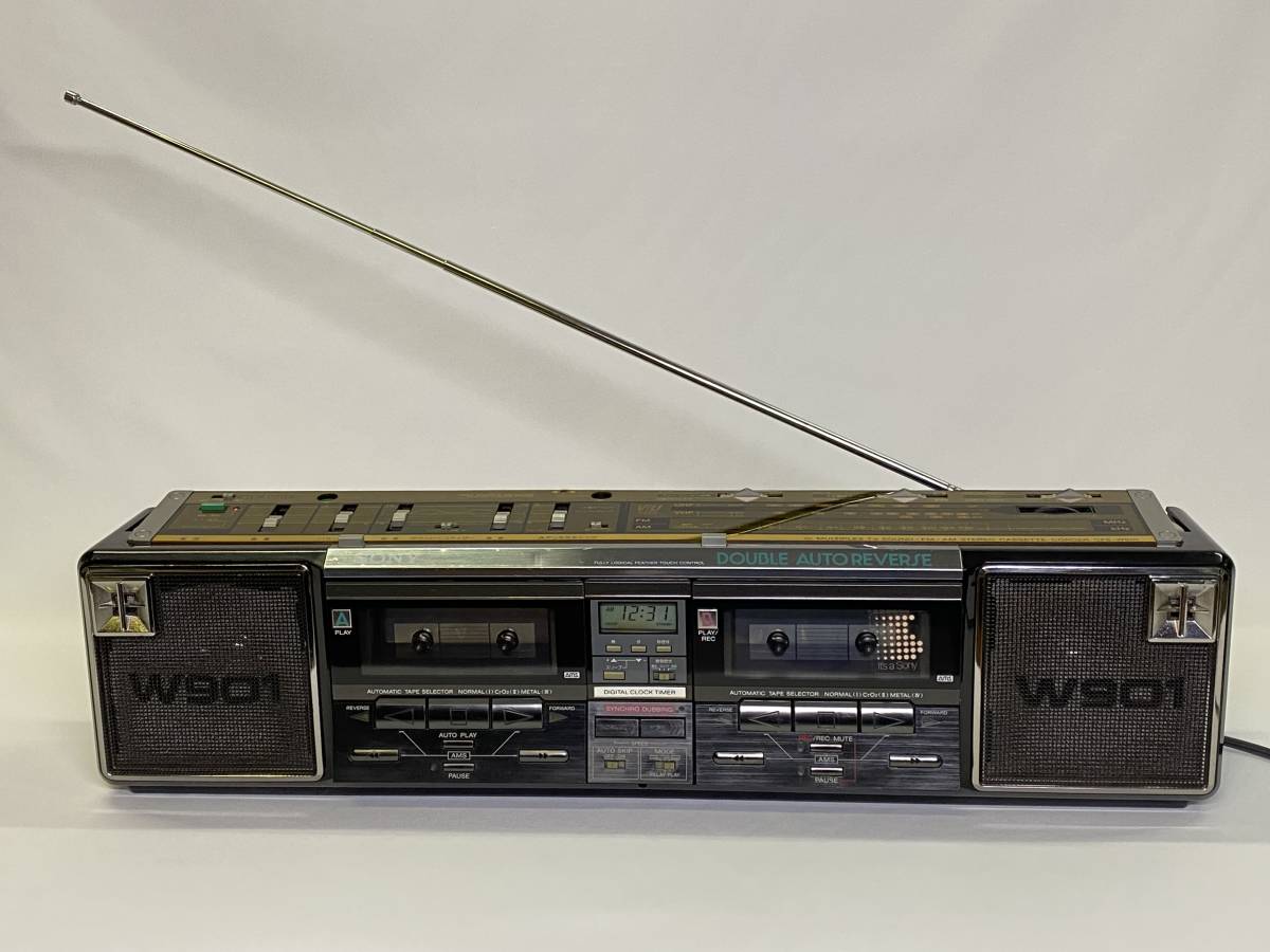 SONY STEREO CASSETTE-CORDER CFS-W901 double radio-cassette ( junk )