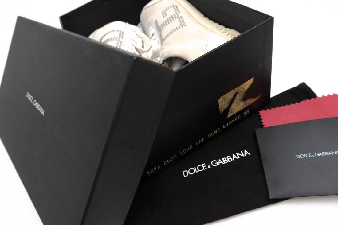 DOLCE&GABBANA Dolce&Gabbana low cut sneakers 3076 cow leather DG rhinestone 