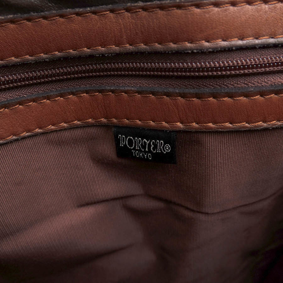 PORTER ポーター 吉田カバン ショルダーバッグ 206-02584 BARON SHOULDER BAG バロン 牛ステア クローム鞣し グローブ調 フラップ式 メッ_画像9