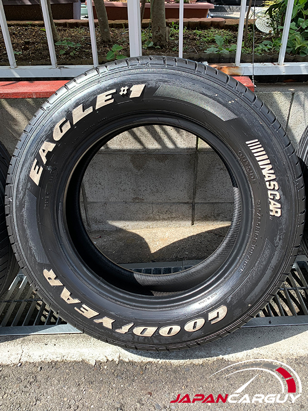 グッドイヤー GOODYEAR EAGLE #1 NASCAR 215/65R16 109/107R ホワイトレター 2019年製 4本セッ ハイエースキャラバンNV350 E26、E25_画像6