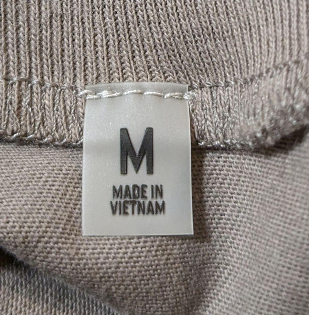 M 新品 FEAR OF GOD Essentials ロングスリーブＴシャツ フィアオブゴッド エッセンシャルズ ロンＴ ビッグシルエット DESERT TAUPE_画像7