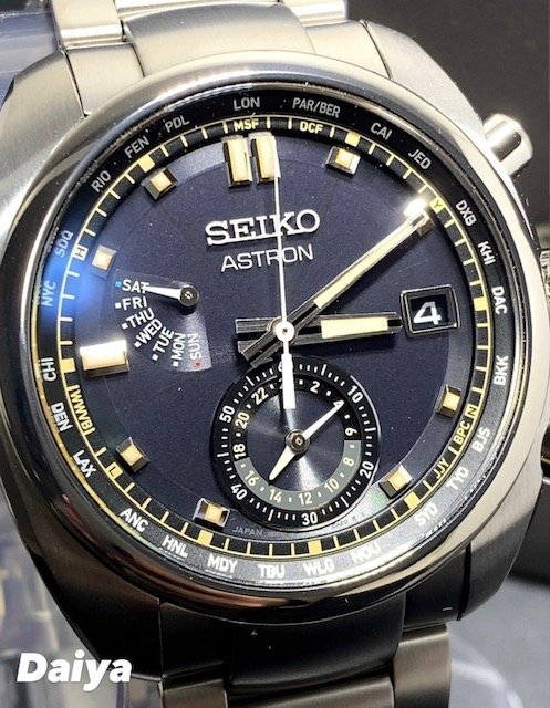国内正規品 新品 腕時計 SEIKO セイコー ASTRON アストロン 電波 ソーラー チタン ワールドタイム カレンダー 防水 アナログ腕時計 SBXY003
