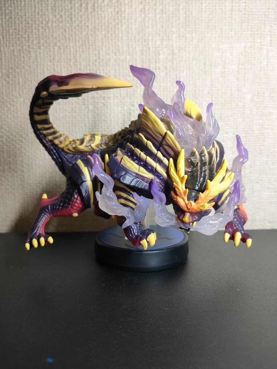 amiibo マガイマガド【モンスターハンターライズ】（モンスターハンターシリーズ） アミーボの画像1