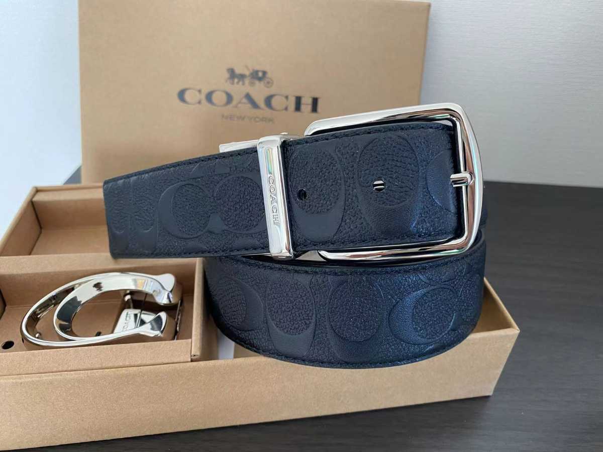 COACH コーチ　新品　リバーシブル　シグネチャー　ブラック　レザー　メンズベルト　高級感シルバーバックル_画像6