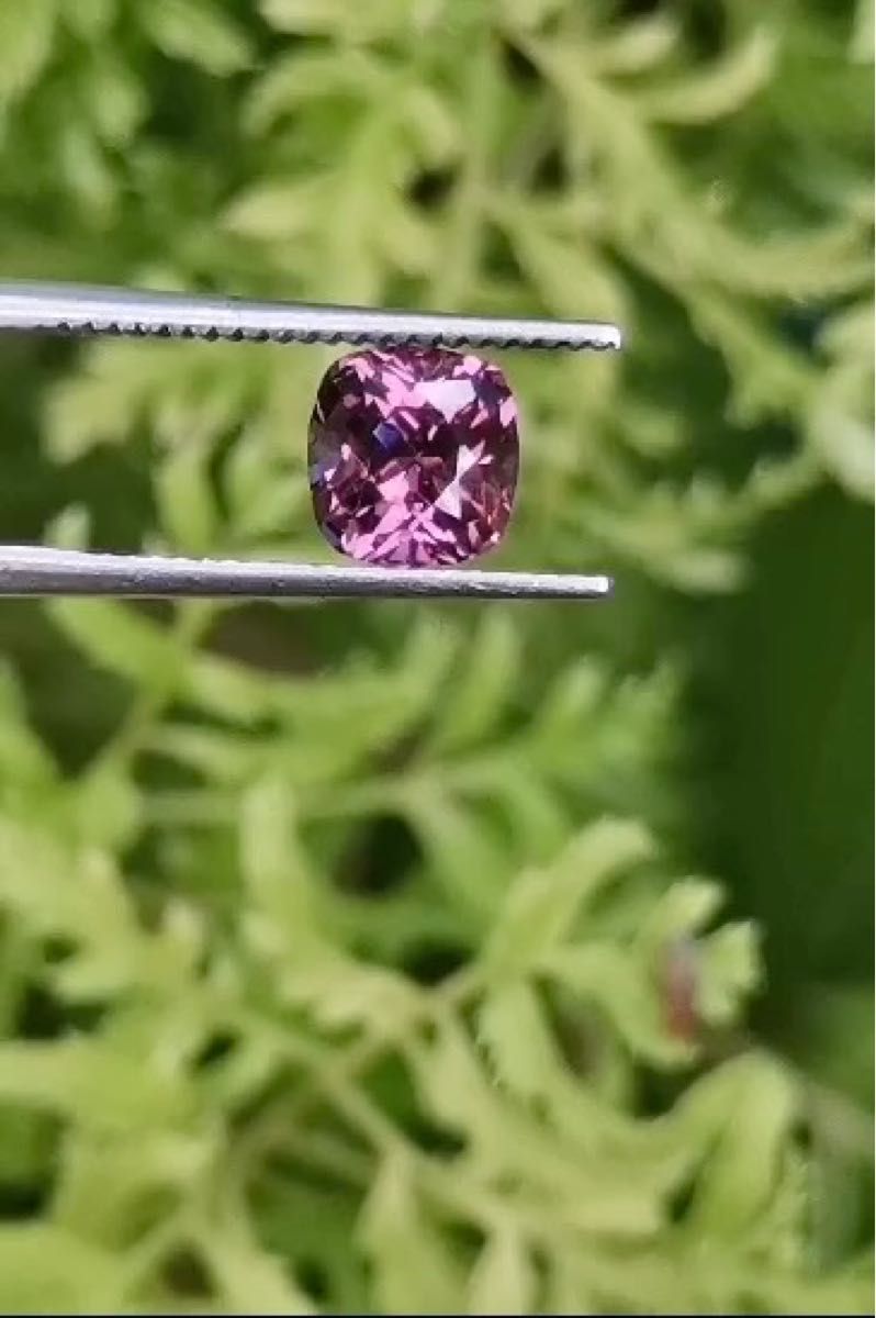非加熱天然石 ピンクスピネル