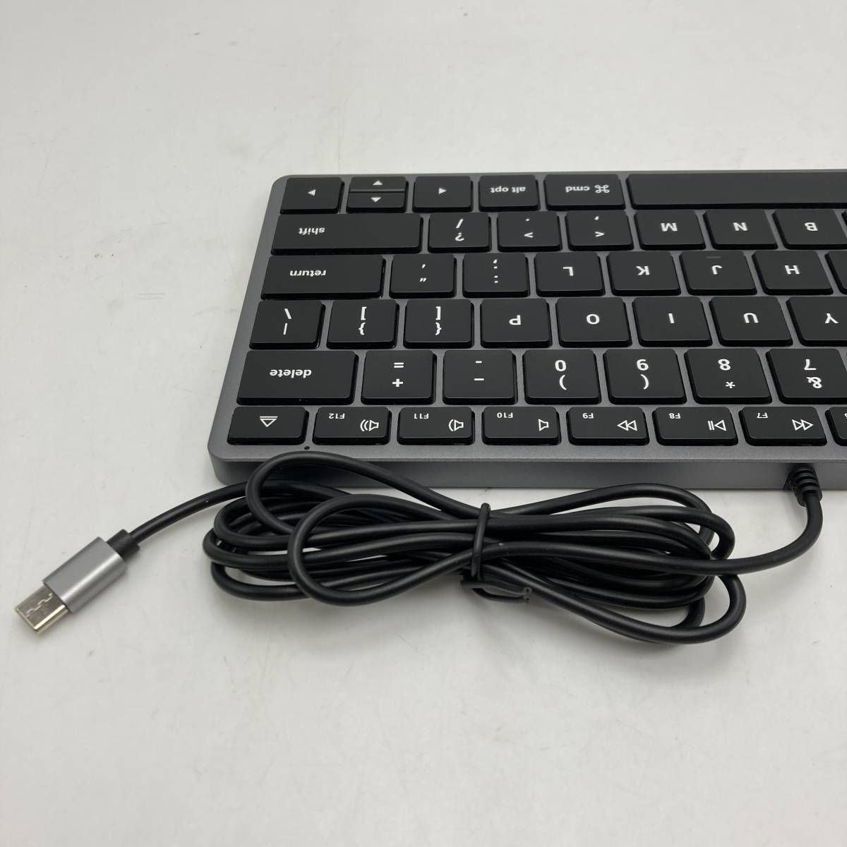 【通電確認済】Satechi スリム W1 USB-C 有線 バックライトキーボード US配列 /Y11439-H1_画像5