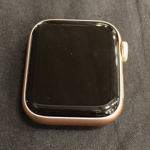 最も信頼できる 第1世代 SE Watch Apple 1円 MKQ03J/A アップルウォッチ スターライト ゴールド/スポーツバンド GPS 40mm スマートウォッチ本体