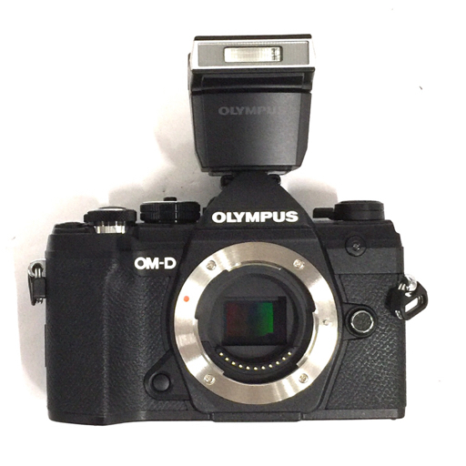 1円 OLYMPUS OM-D E-M5 MARK III M.ZUIKO DIGITAL 14-150mm 1:4-5.6 ミラーレス一眼カメラ C1012108_画像2