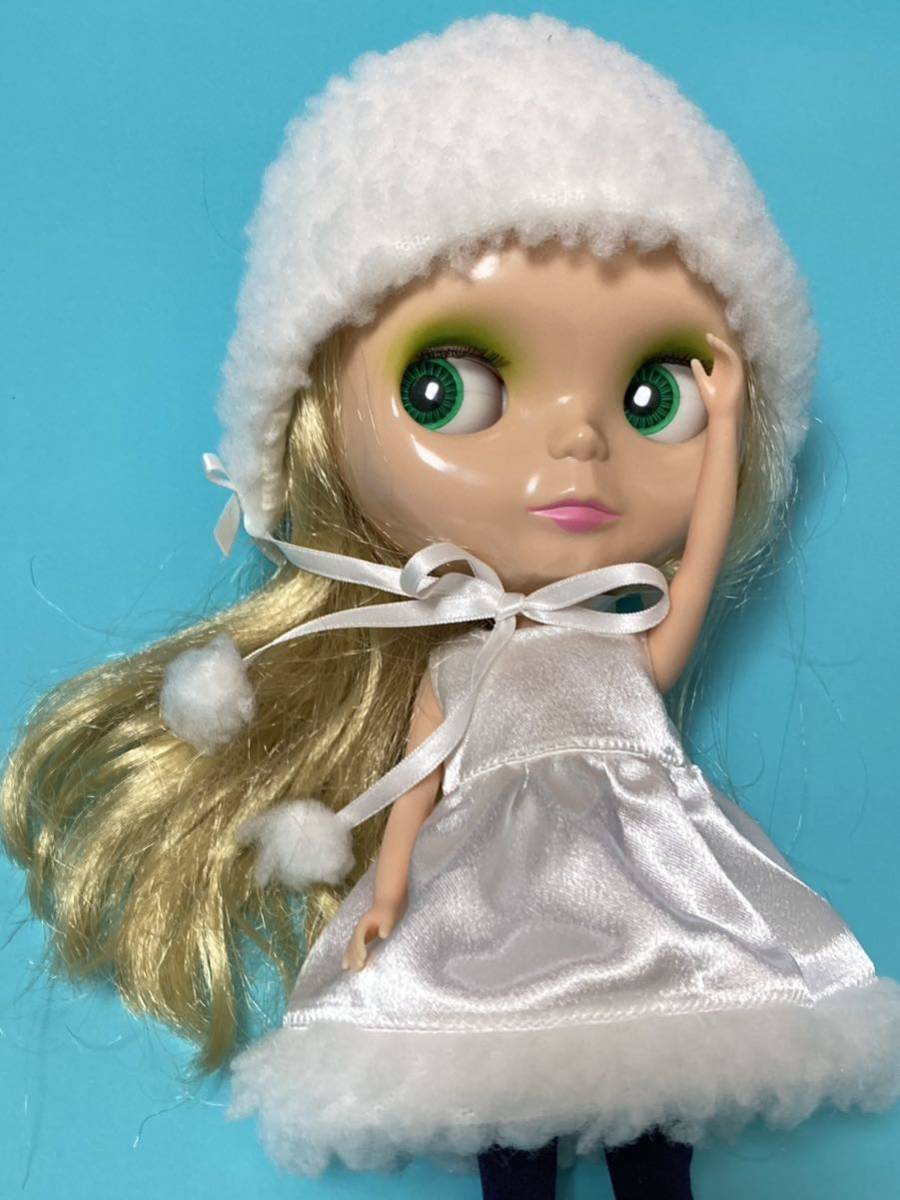 ブライス アウトフィットOF Blythe out fit ☆ Snow White partydress☆作家ドール1/6ネオブライス★即購入_画像1