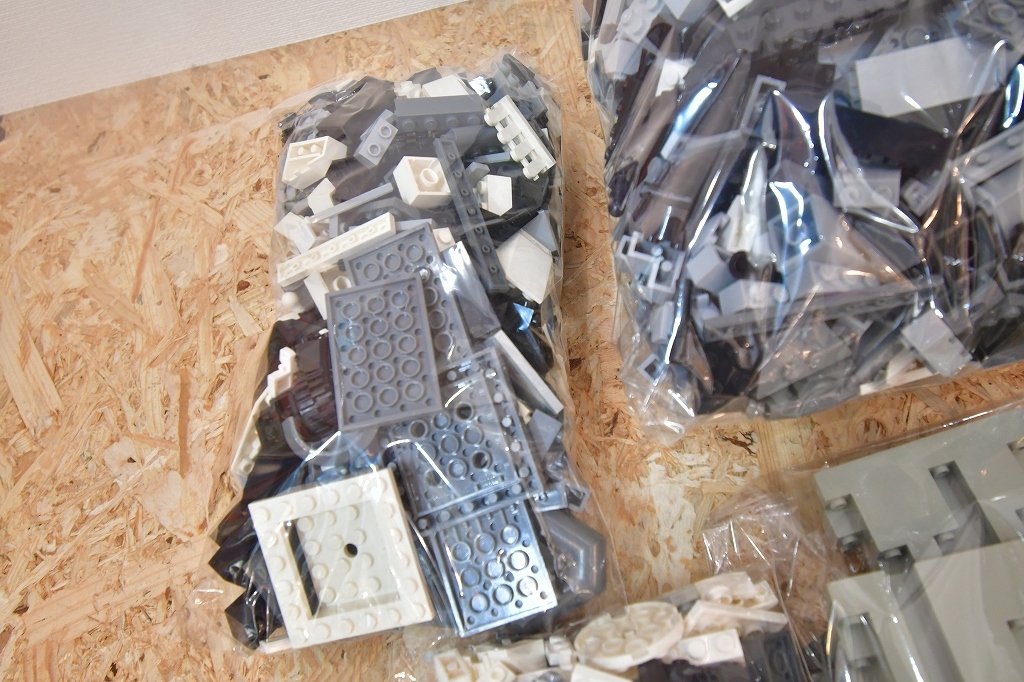 レゴ　ＬＥＧＯ　色分け　黒　白　グレー　３．３キロ　部品　パーツ　ブロック　大量　まとめて_画像6