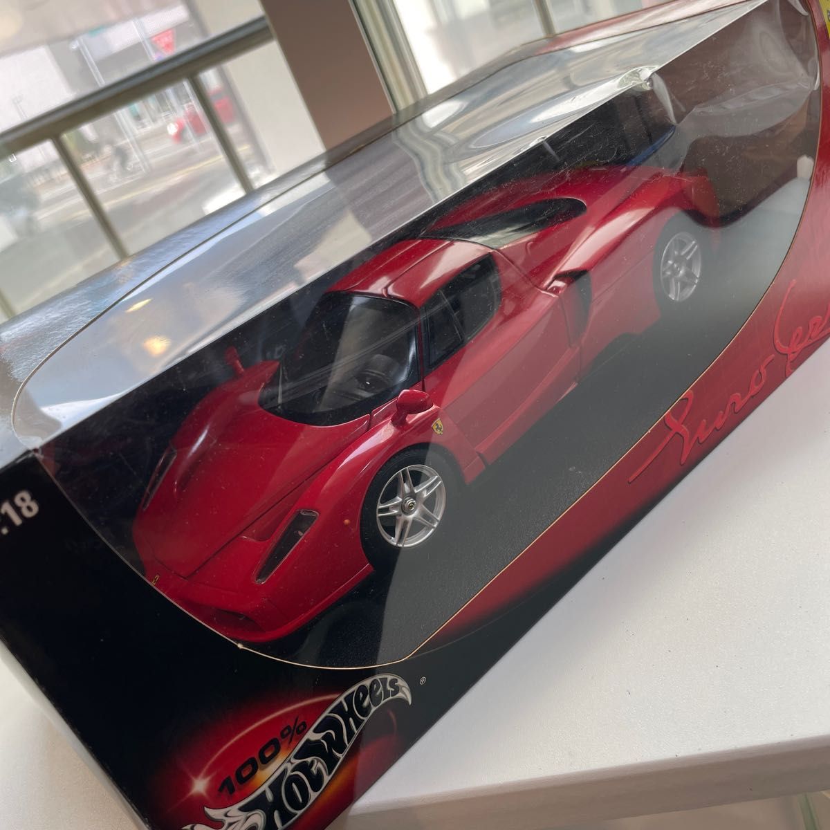 【箱入未使用】Ferrari Enzo　フェラーリ　スケール1/18 ホットウィール