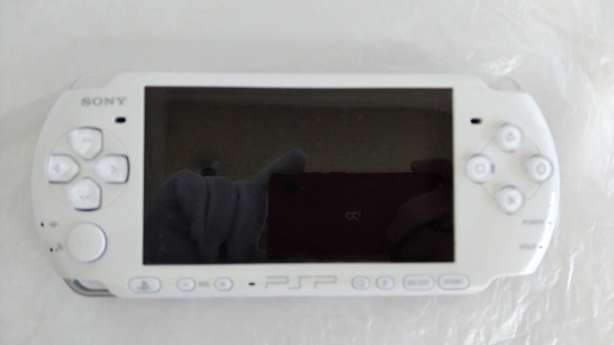 動作確認済み PSP 3000 プレイステーションポータブル パール・ホワイト ①