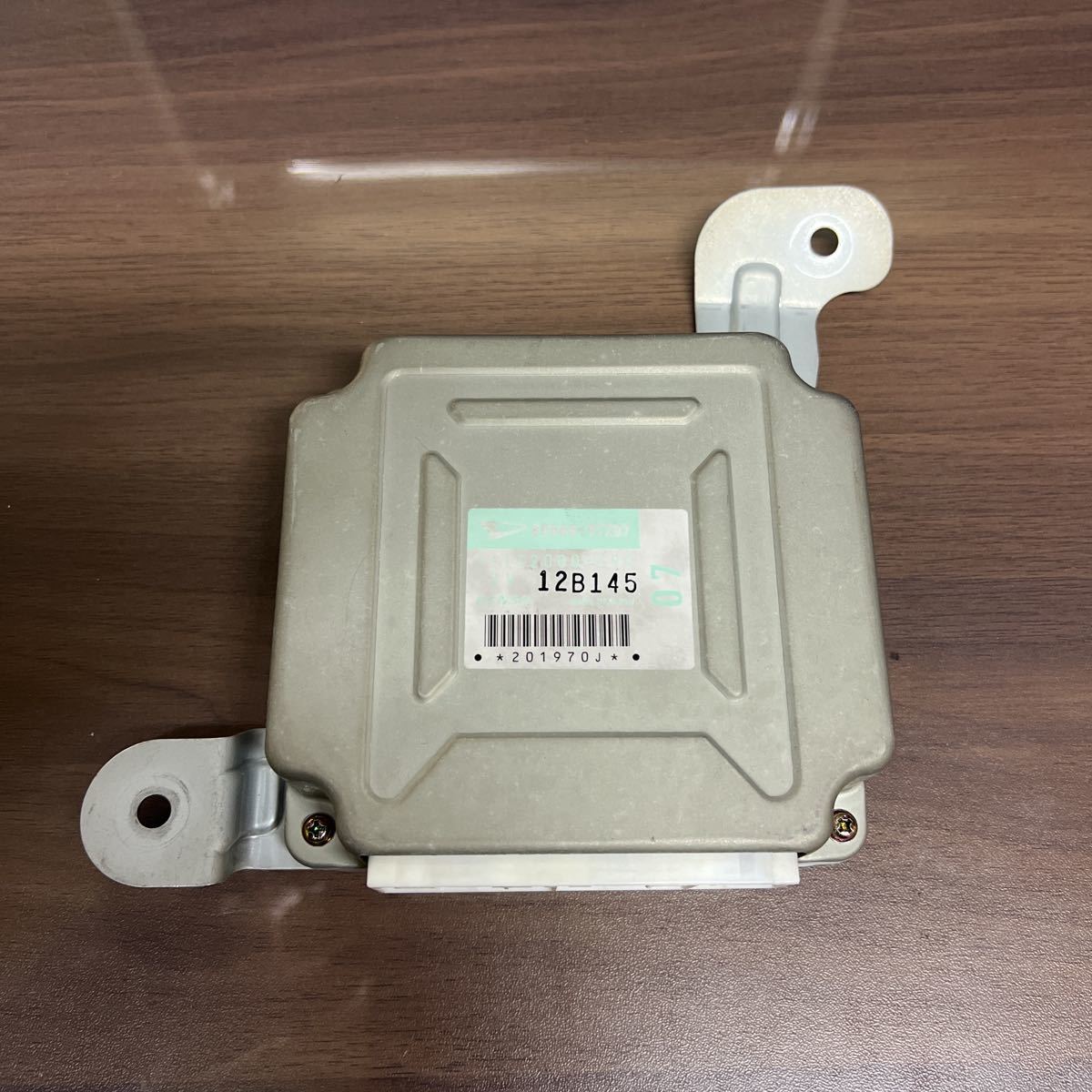 DAIHATSU Daihatsu Storia X4 M112S 5MT engine computer -ECU DAIHATSU Daihatsu Storia X4 M112S 5MT engine computer -ECU