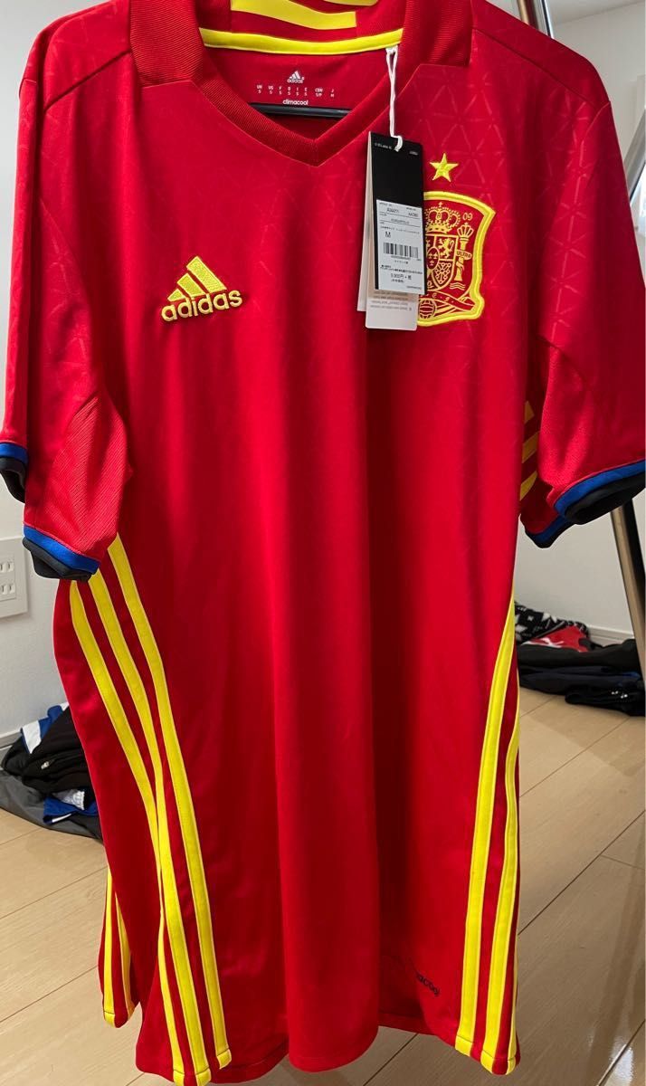 スペイン代表ユニフォーム　 adidas トレーニングシャツ