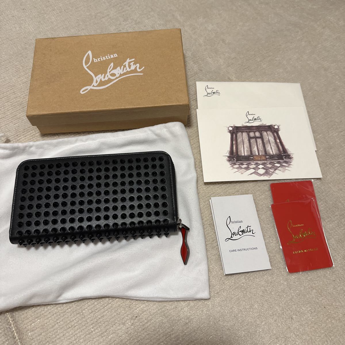 Christian Louboutin クリスチャンルブタン 長財布 ブラック スタッズ