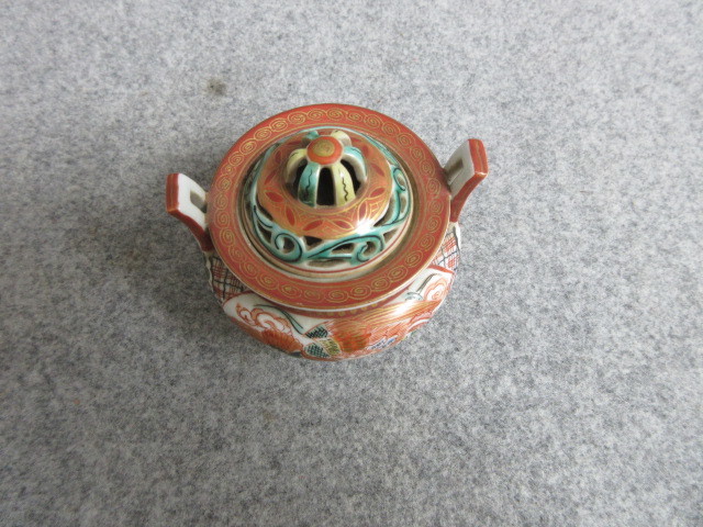 [.]33035 overglaze enamels Kutani censer howe ou. person tea utensils ornament . tool antique 