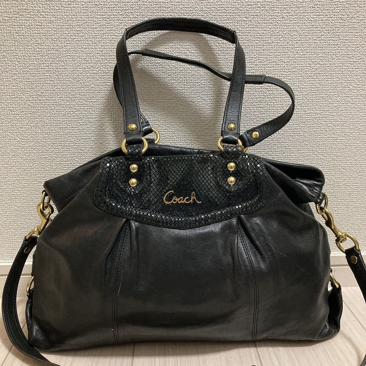 COACH コーチ レディース 2way ショルダーバッグ トートバッグ ハンドバッグ ビジネスバッグ 肩掛け 牛革 レザー 黒 ブラック ブランド_画像1