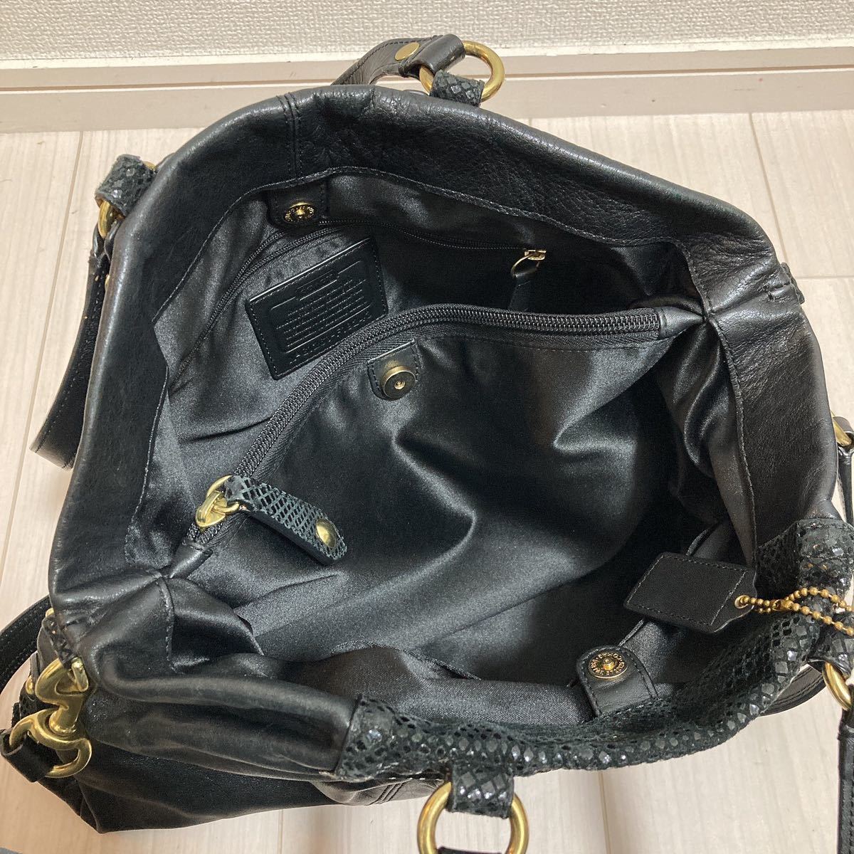 COACH コーチ レディース 2way ショルダーバッグ トートバッグ ハンドバッグ ビジネスバッグ 肩掛け 牛革 レザー 黒 ブラック ブランド_画像4