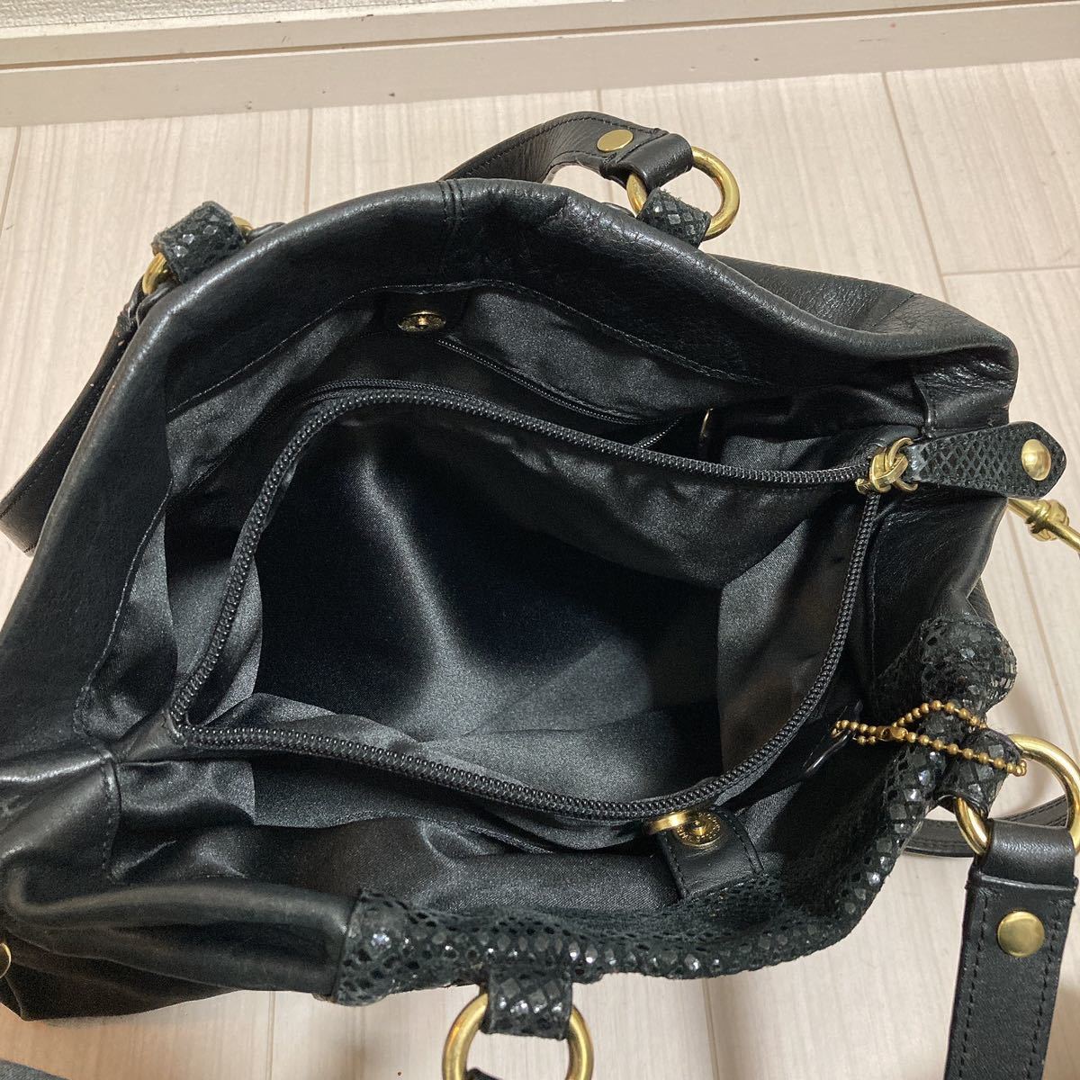 COACH コーチ レディース 2way ショルダーバッグ トートバッグ ハンドバッグ ビジネスバッグ 肩掛け 牛革 レザー 黒 ブラック ブランド_画像5