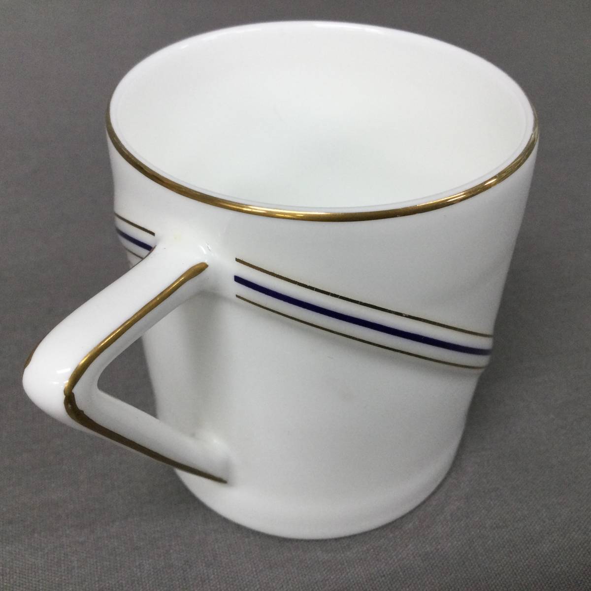 051003 245267 GIVENCHY ジバンシー カップ コーヒーカップ 食器 洋食器 Bone China yamaka 山加 金彩 ホワイト系カラー 4点 まとめ_画像5