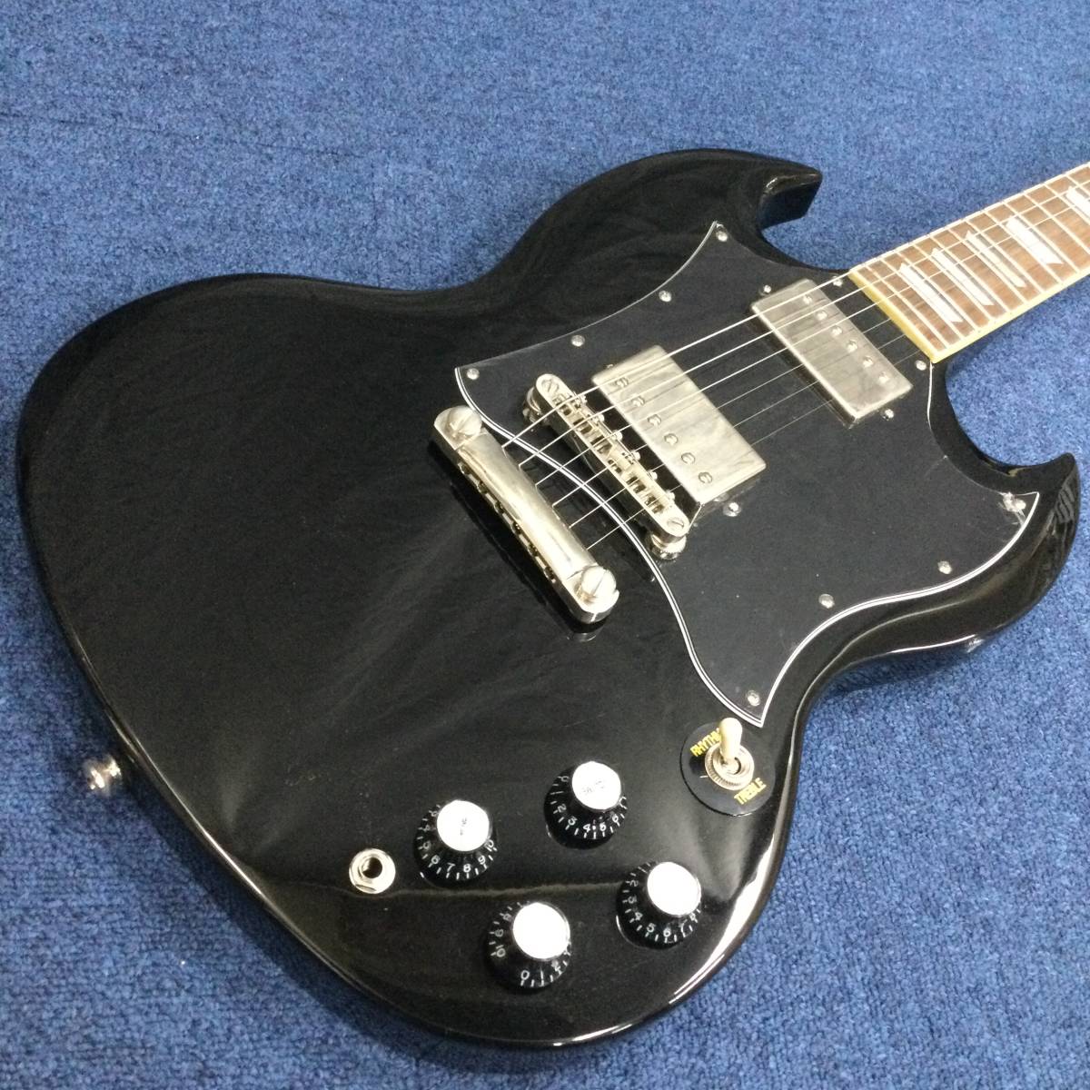 051024 248258 Epiphone エピフォン エレキギター ギター 弦楽器 楽器 SG 6弦 ブラック系カラー ソフトケース付 動作未確認 ジャンク扱い_画像6