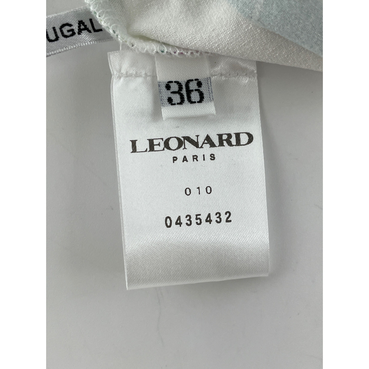 新品同様/ LEONARD レオナール JOHN DIAMANT フラワー クルーネック半袖Tシャツ/ トップス 36 ホワイト/グリーン系 レディース_画像5
