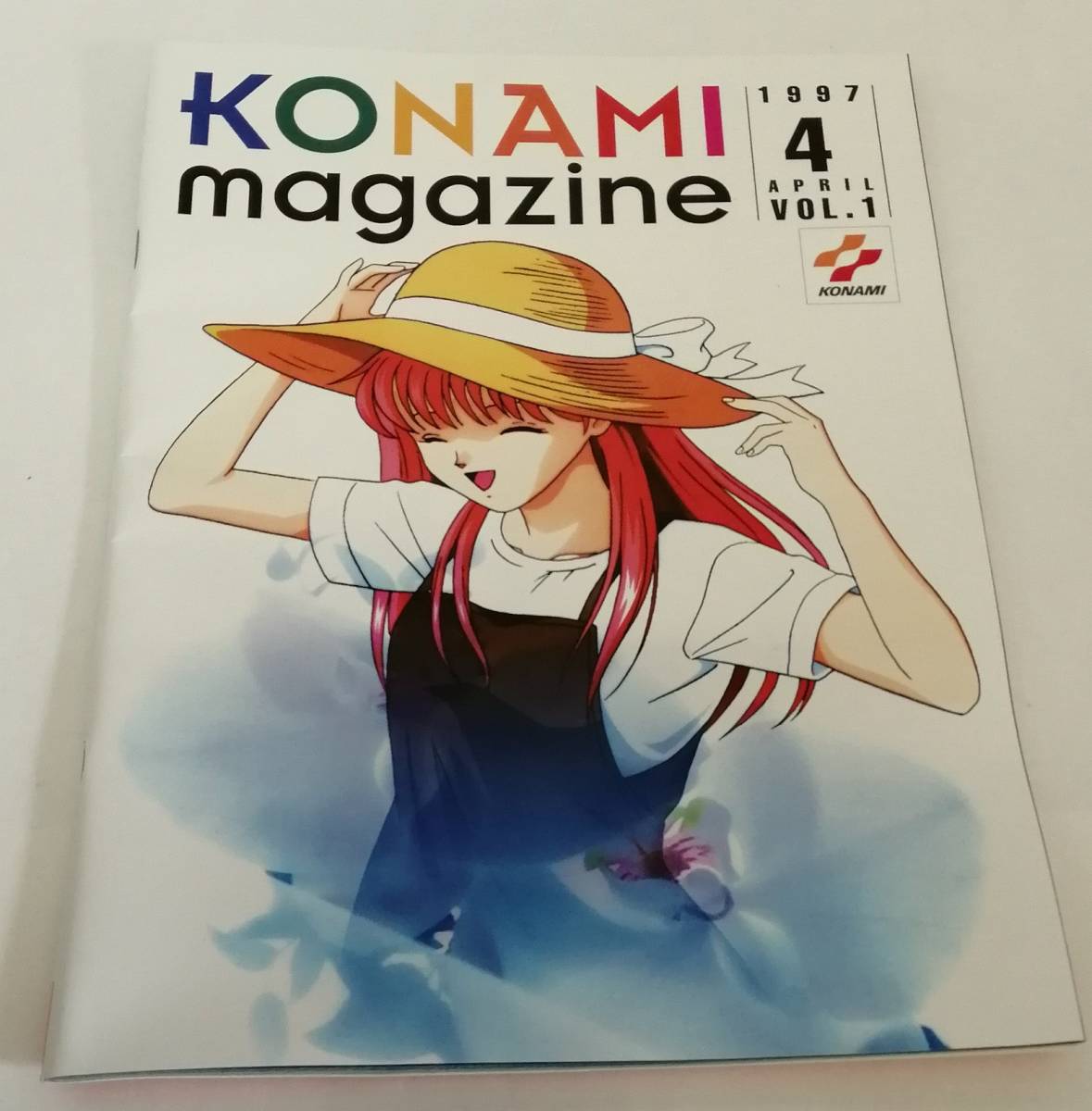 「KONAMI magazine VOL.1」1997.4 APRIL (METAL GEAR SOLID、ときめきメモリアルほか)_日焼けしています。