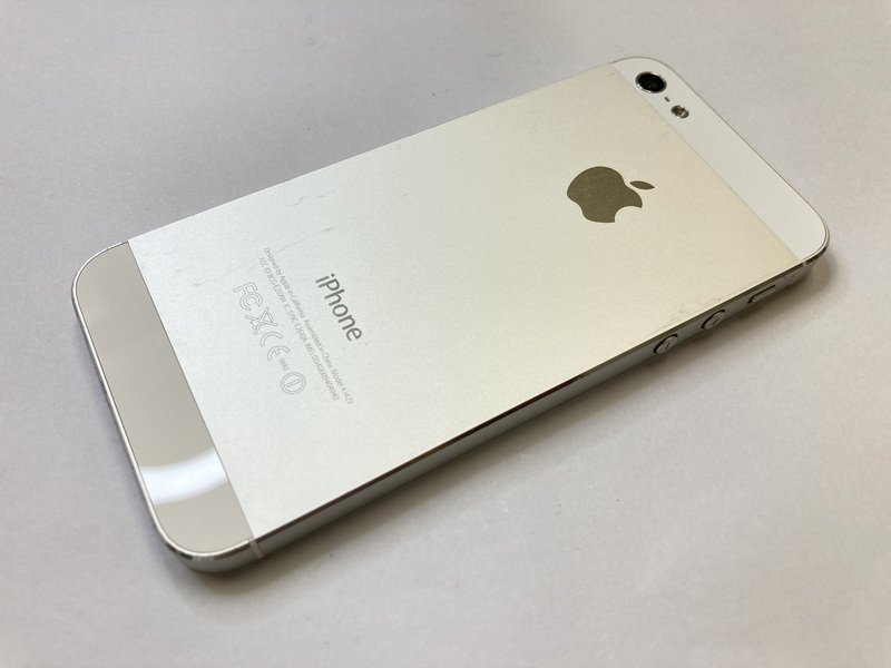 HE863 docomo iPhone5 32GB ホワイト 判定◯ ジャンク ロックOFF_画像2