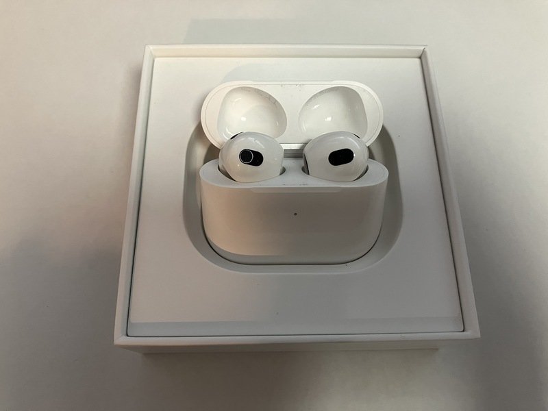 でおすすめアイテム。 FF969 AirPods 箱/付属品あり MME73J/A 第3世代