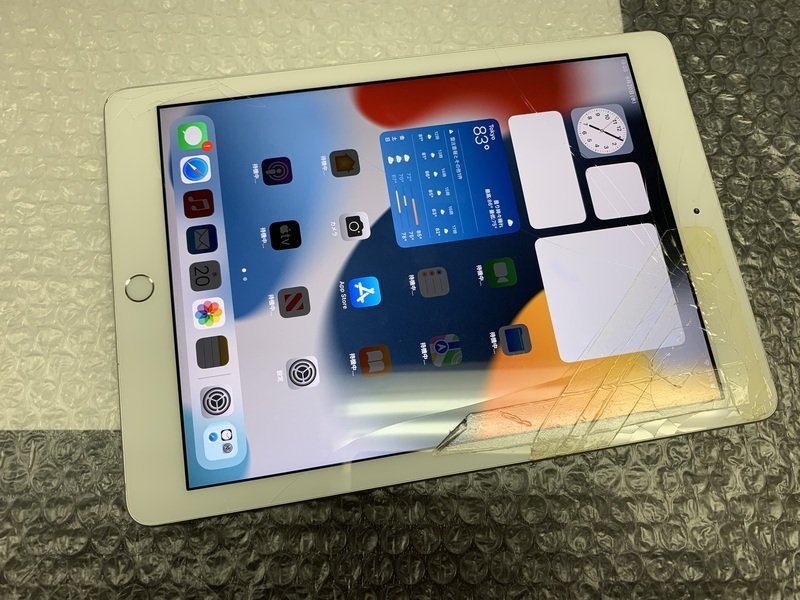 Apple iPad mini 4 16GBSIMフリージャンク-