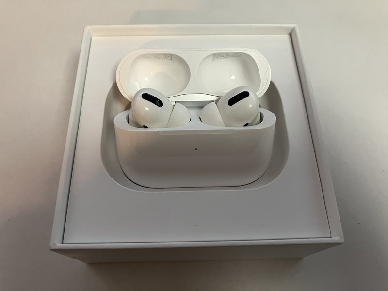 2022人気の FG052 AirPods Pro 第1世代 MWP22J/A 箱/付属品あり その他