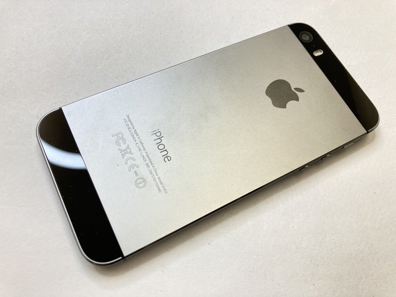 HG155 docomo iPhone5s 16GB スペースグレイ 判定◯ ジャンク ロックOFF_画像2