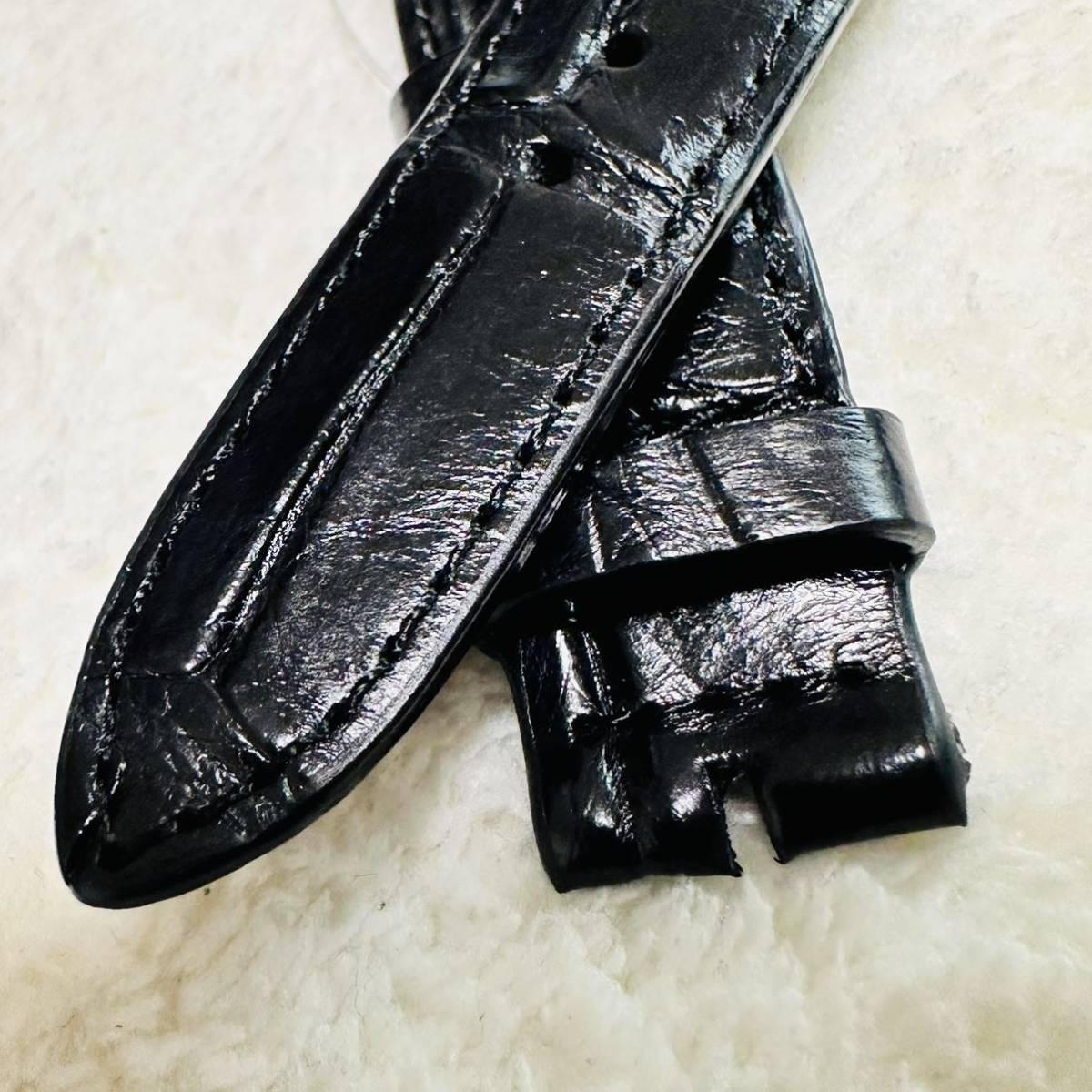 2379#19mm-16mmブラック 本物クロコダイル腕時計用ベルト|PayPayフリマ