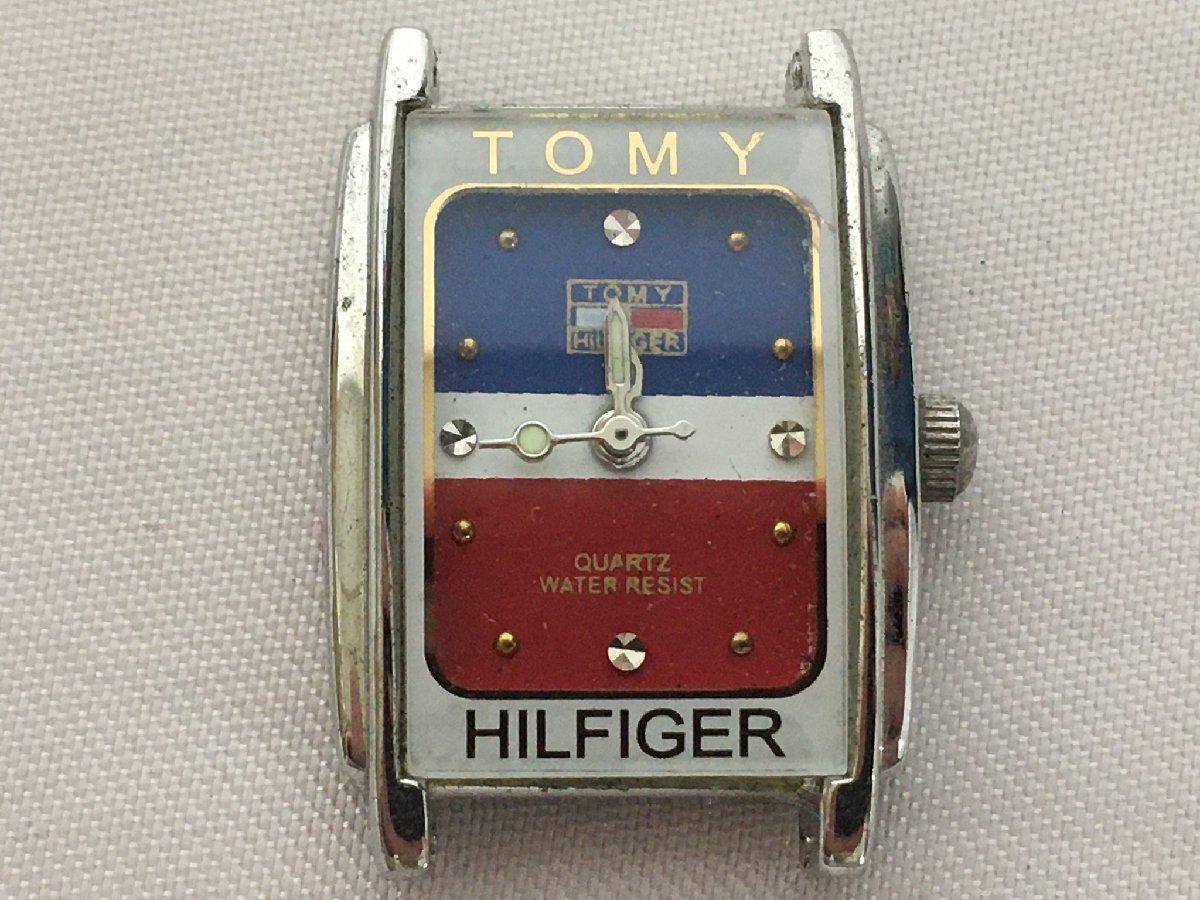 【H2-20022】TOMMY HILFIGER トミーヒルフィガー クォーツ 腕時計 12388 スクエア 現状品【千円市場】_画像2