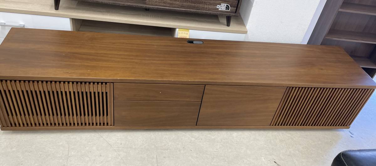 s203［中古品］SISO DENMARK 北欧家具 デンマーク製 プッシュ式 シアターボード AVボード ※らくらく家財便ランクE_画像1