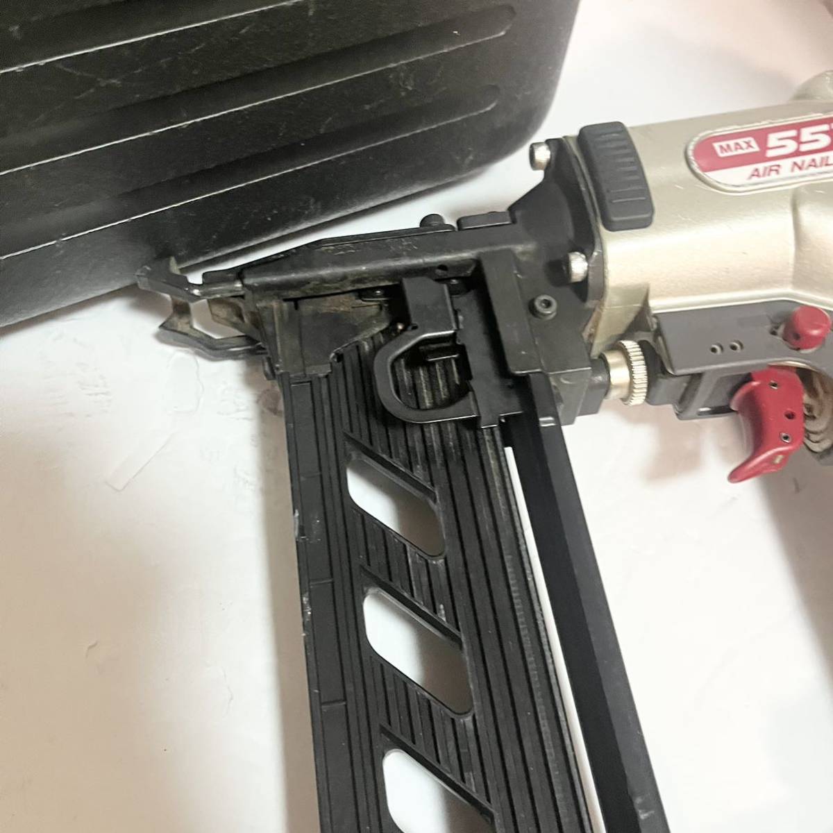 MAX マックス エアネイラ TA-557/957Tフロア エアー釘打ち機|Yahoo