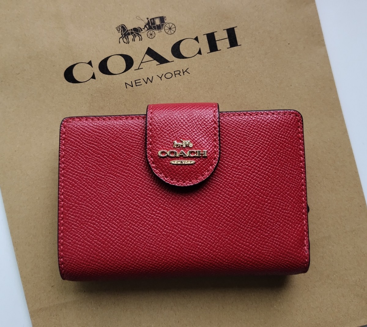 新品】コーチ COACH 新作 二つ折り財布 レッド Yahoo!フリマ（旧