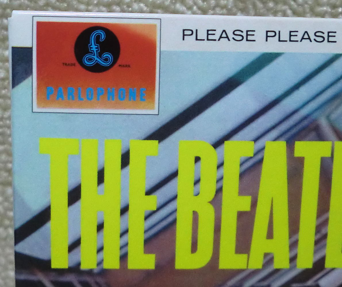 【2点で送料無料】CD ビートルズ Beatles Please Please Me 日本盤【モノラル】ボックスのバラ1点 2009年リマスター 紙ジャケット復刻 内袋_左上マーク内に退色部分