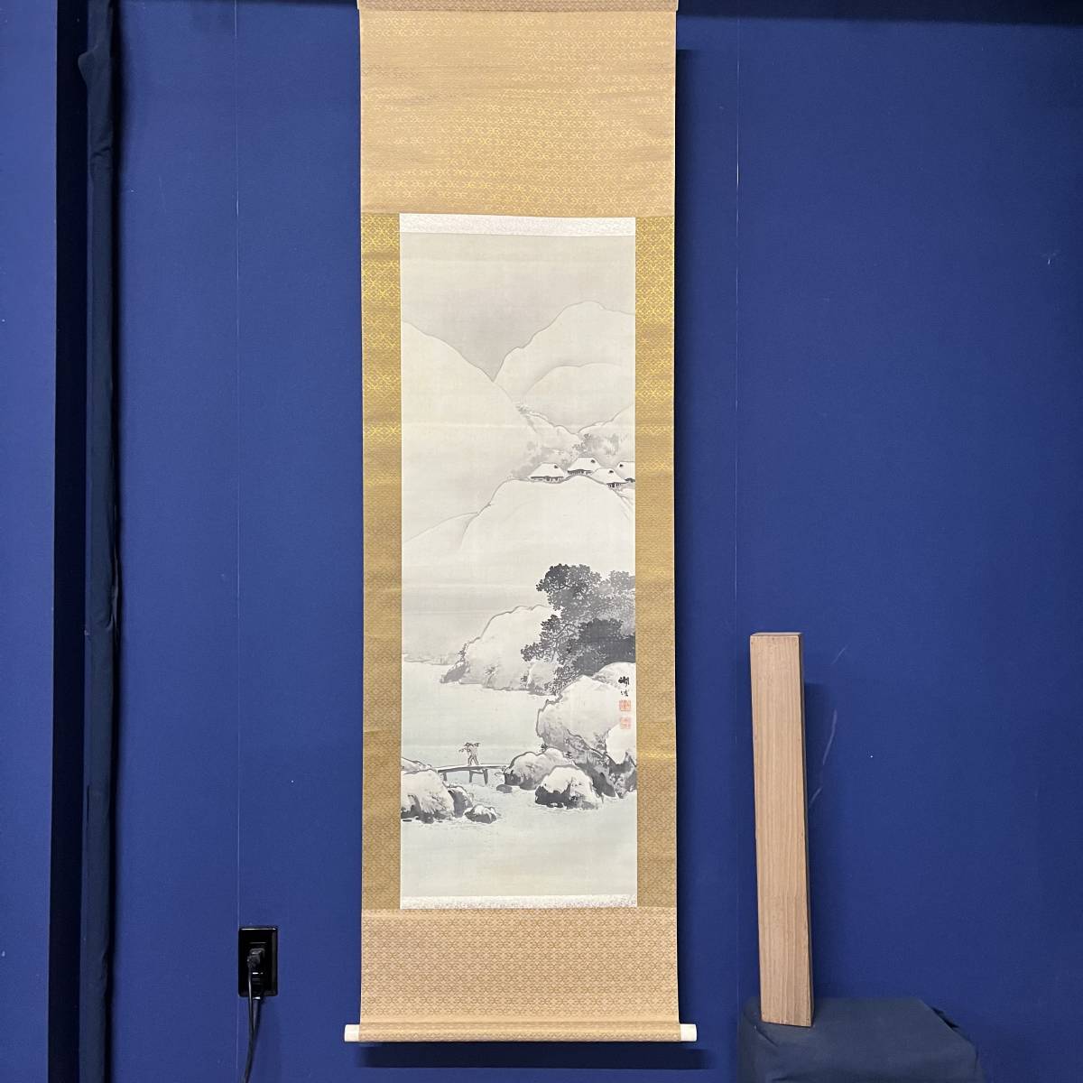 真作】//湖城/雪中山村人物図/人物/山水/布袋屋掛軸A-329 真作】//湖城/雪中山村人物図/人物/山水/布袋屋掛軸A-329