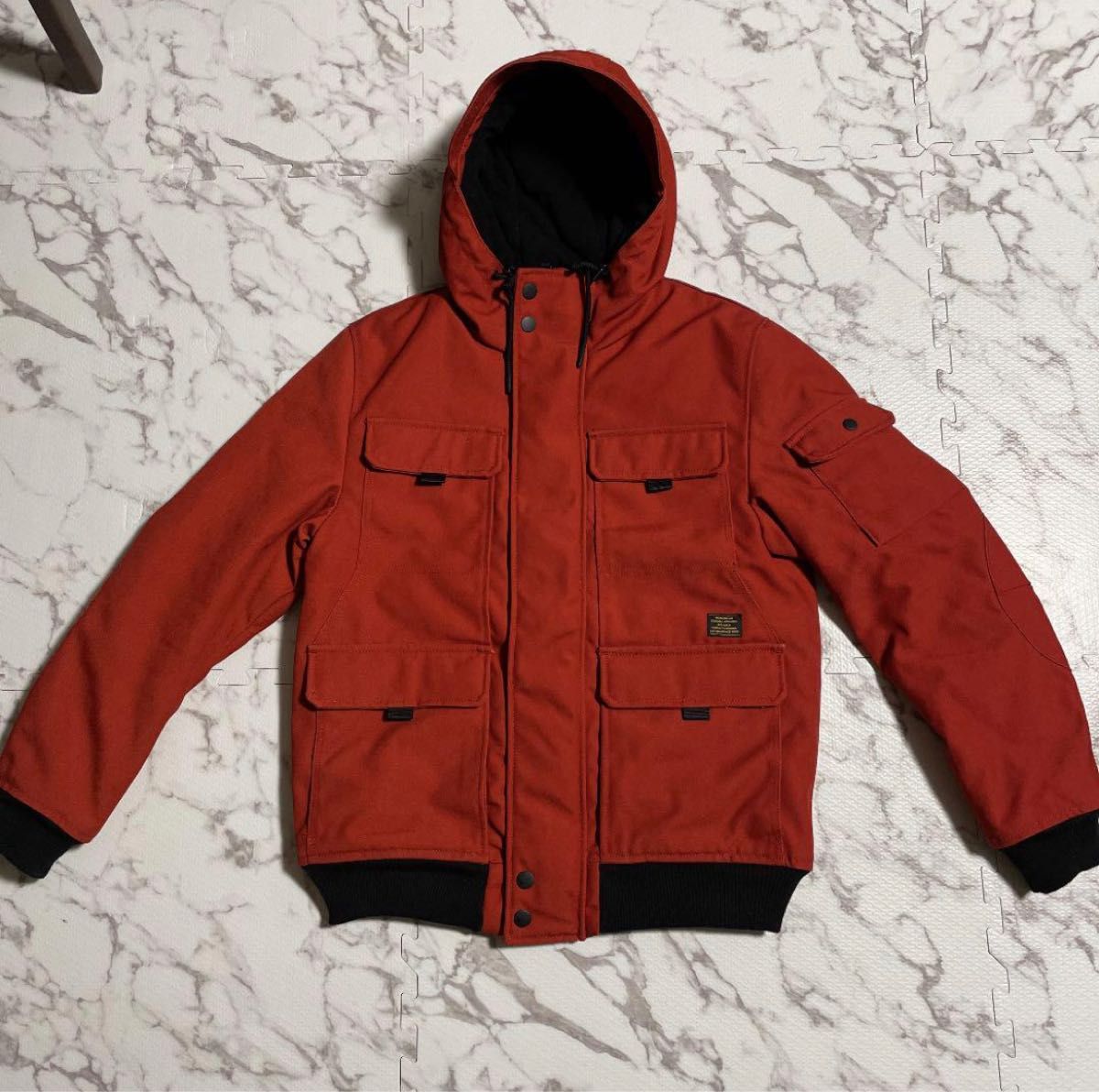 H&M ミリタリー キルティングジャケット 赤 レッド Sサイズ