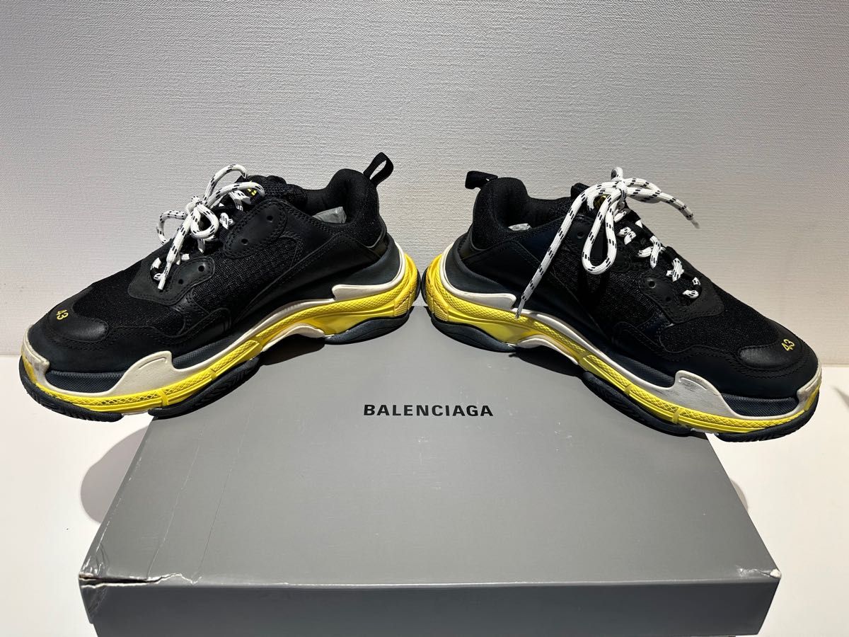 美品 BALENCIAGA Triple-S ブラック×イエロー 43｜PayPayフリマ