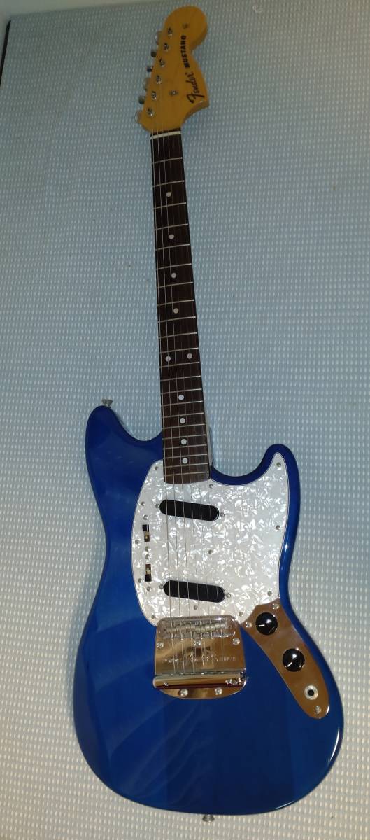 Fender Made in Japan Traditional 70s Mustang Sapphire Blue Transparent 【日本製】 フェンダー ムスタング_画像1