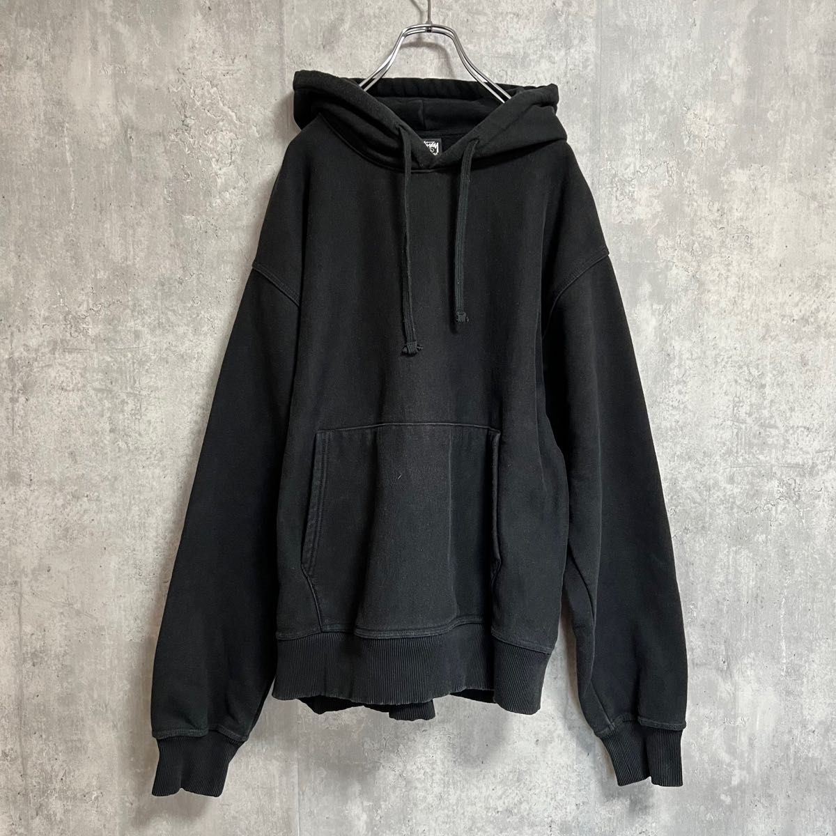 美品】Stussy ストゥーシー フードロゴ 刺繍ロゴ パーカー 美品】Stussy ストゥーシー フードロゴ 刺繍ロゴ パーカー