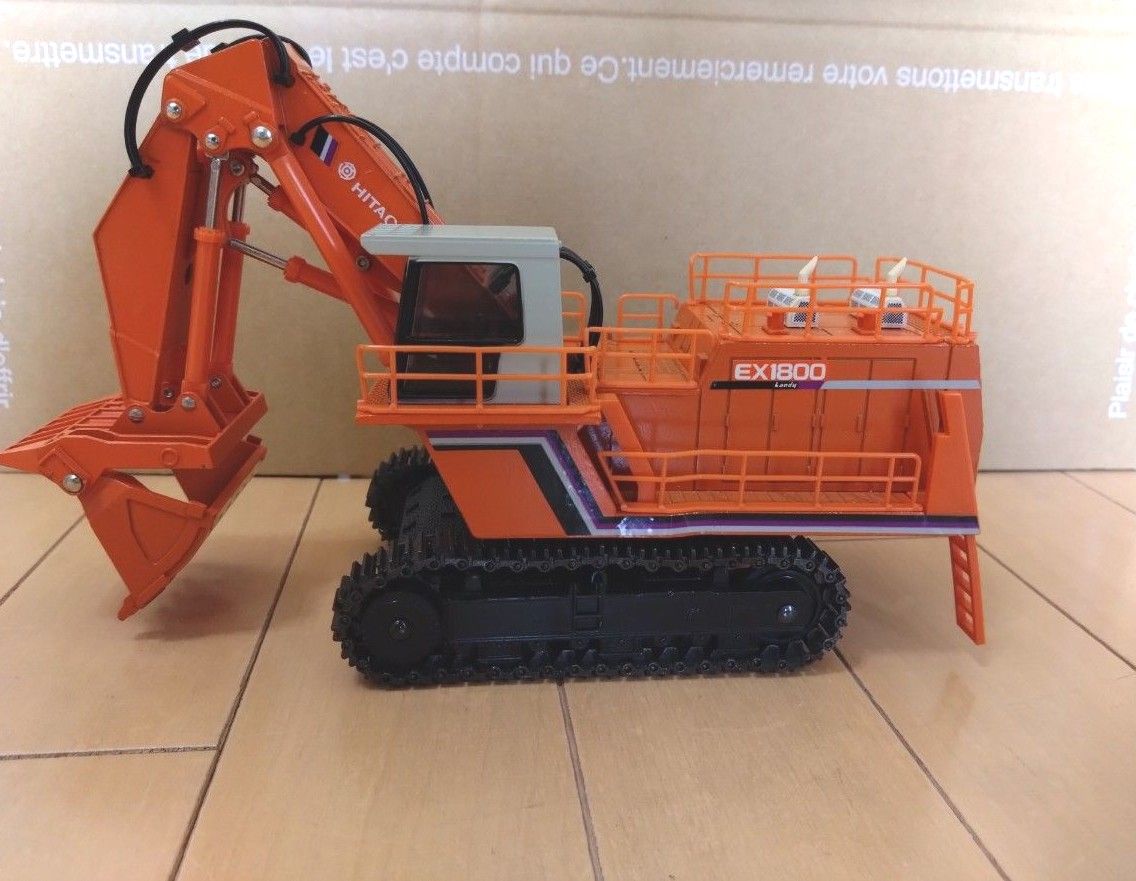 マルシン日立建機　HITACHI CONSTRUCTION MODELS Ｇiant Excavator EX1800