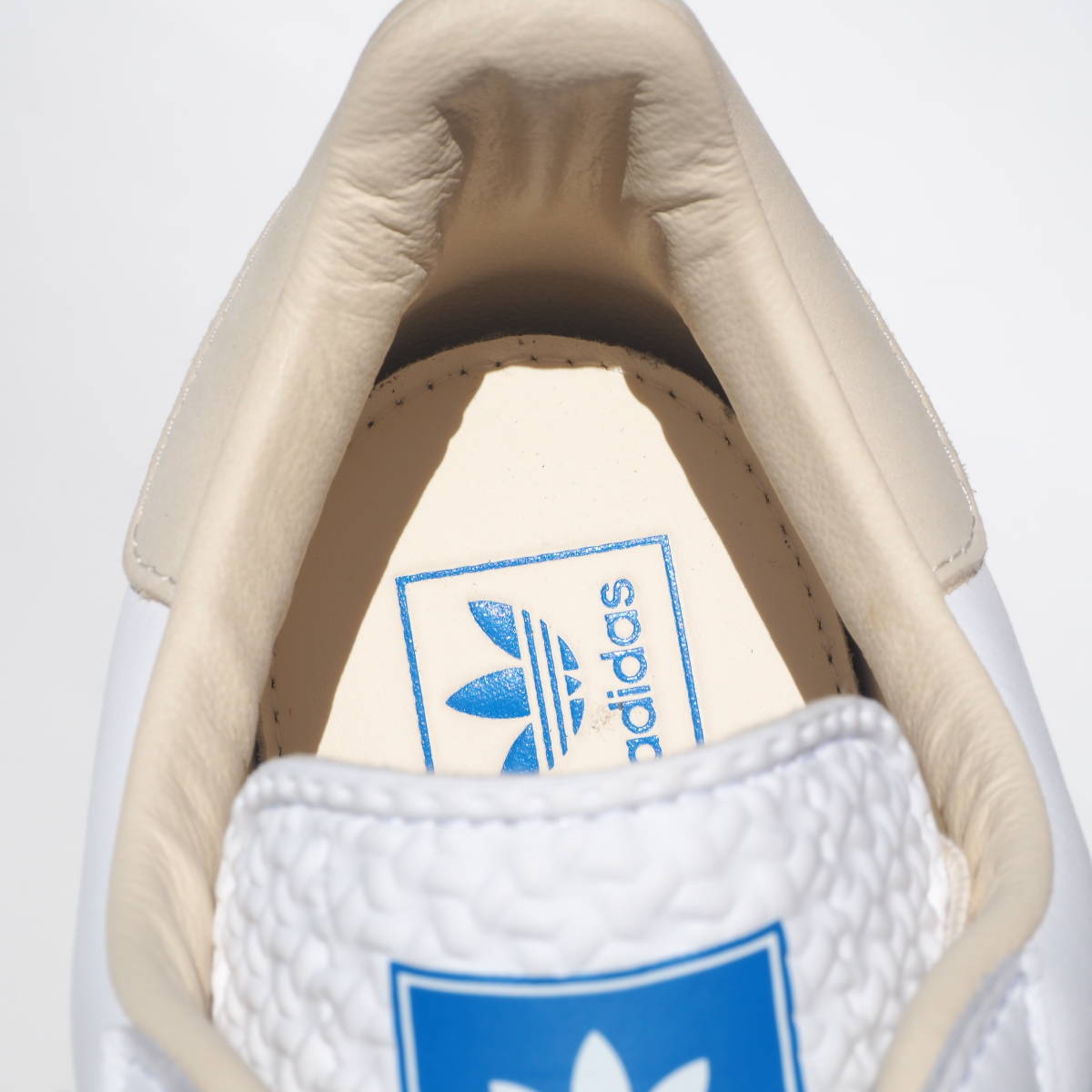 デッド!! 27cm 新品!! 限定カラー 21年製 adidas スーパースター 白レザー SUPERSTAR FOOTWEAR WHITE/CREAM WHITE/BLUE BIRD 天然皮革_画像9