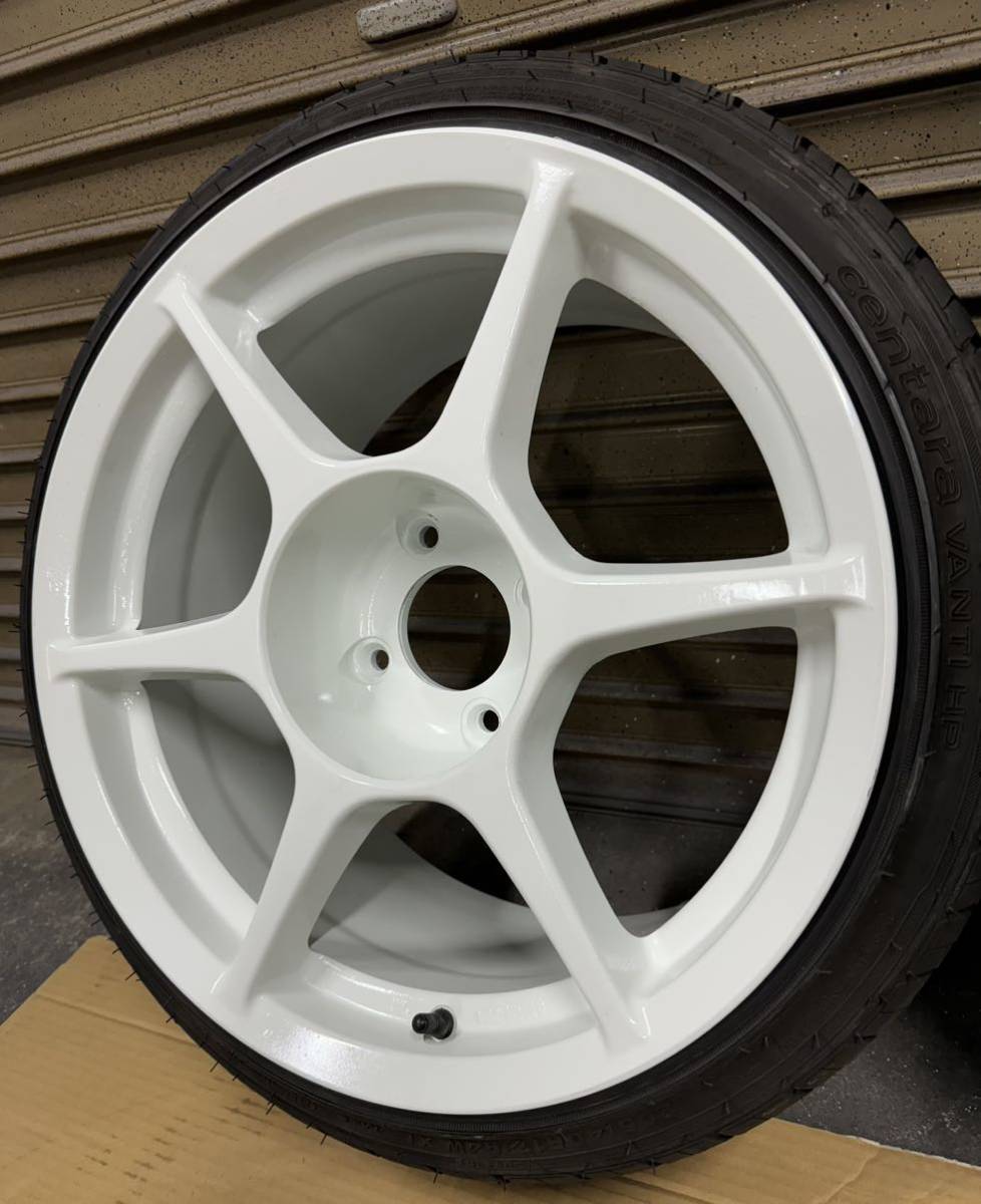 希少☆P1レーシング☆9J +27 114.3 4H 4穴 白 ホワイト P1Racing 希少☆P1レーシング☆9J +27 114.3 4H 4穴 白 ホワイト P1Racing
