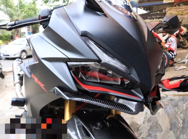 国内発送 ホンダ CBR250RR 2017-21用 MC51 カーボン調 アッパー 国内発送 ホンダ CBR250RR 2017-21用 MC51 カーボン調 アッパー
