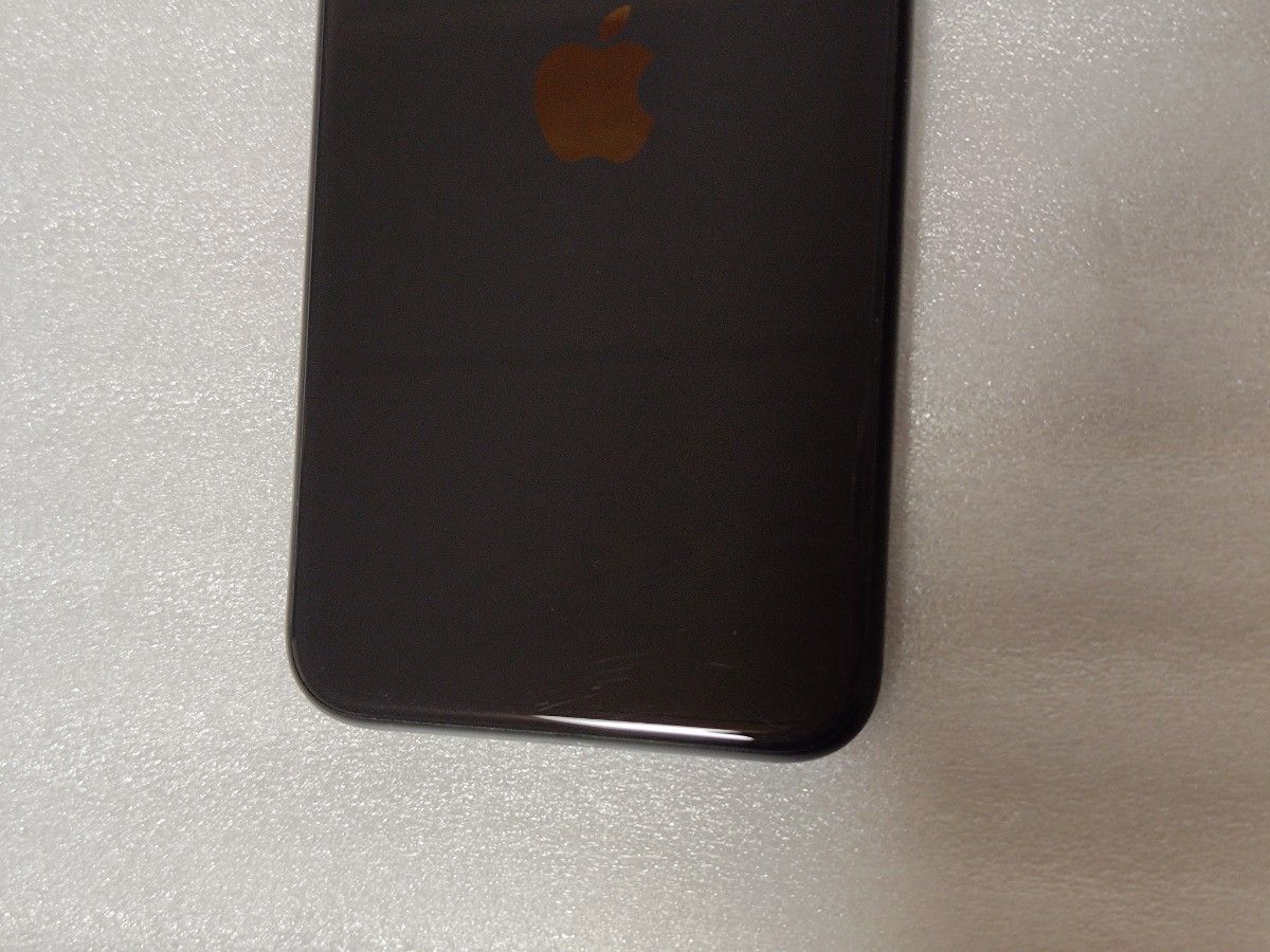 極美品 SIMフリー iPhone SE 第2世代 64GB ブラック バッテリー新品 最大容量100% iPhoneSE2