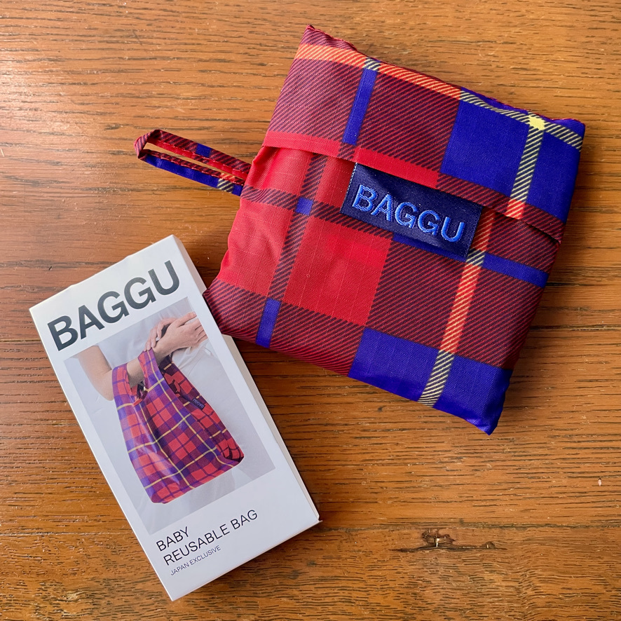 BAGGU　BABY BAGGU　2023秋冬　タータンレッド（日本限定）　ベビーバグゥ　エコバッグ_画像1
