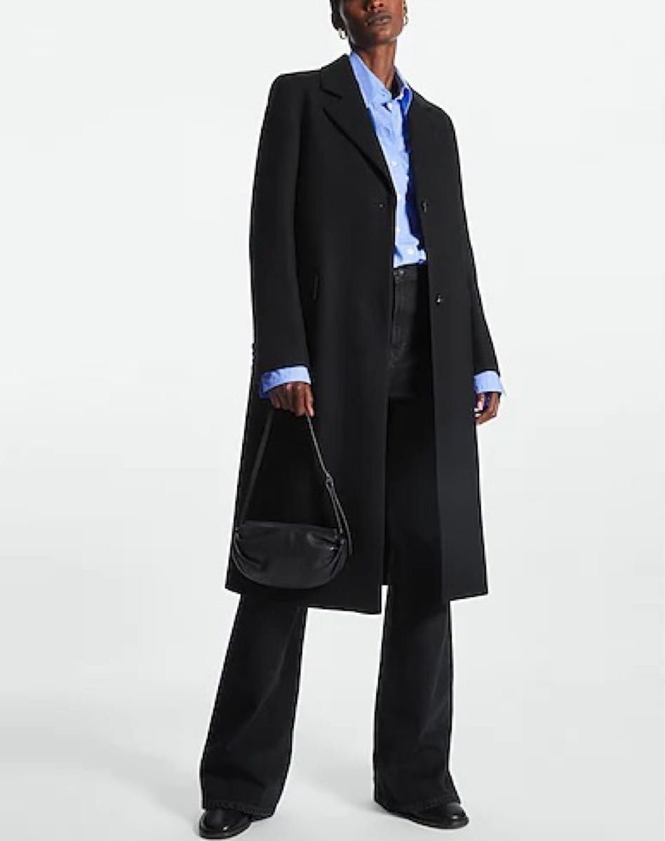 ファッション 【ほぼ新品】cosのウールコート(ブラックに近いネイビー